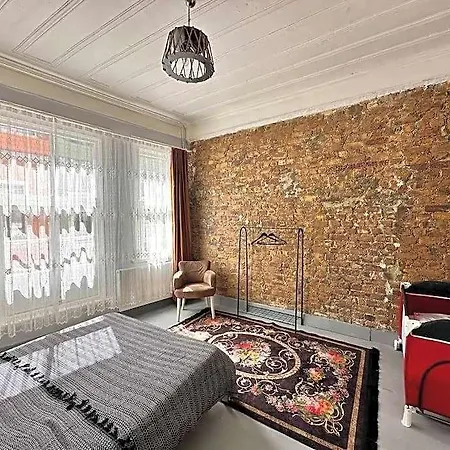 Balat'in Icinde Muhtesem Ev Istanbul